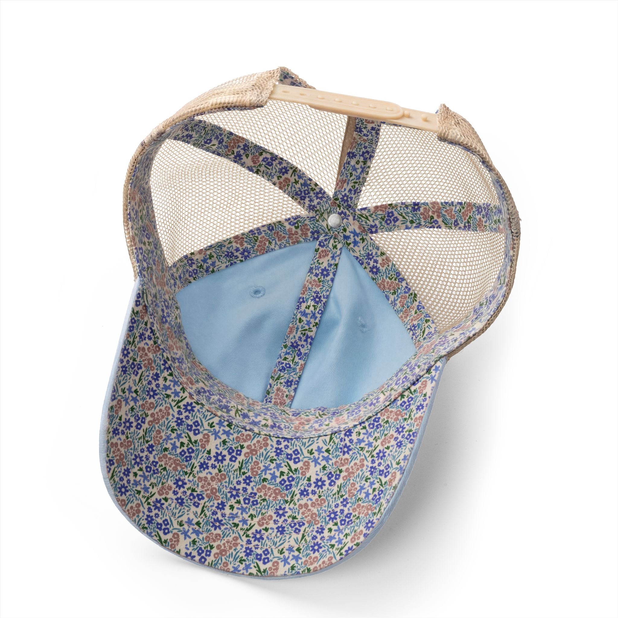 Brazil Women's Washed Mesh-Back Cap