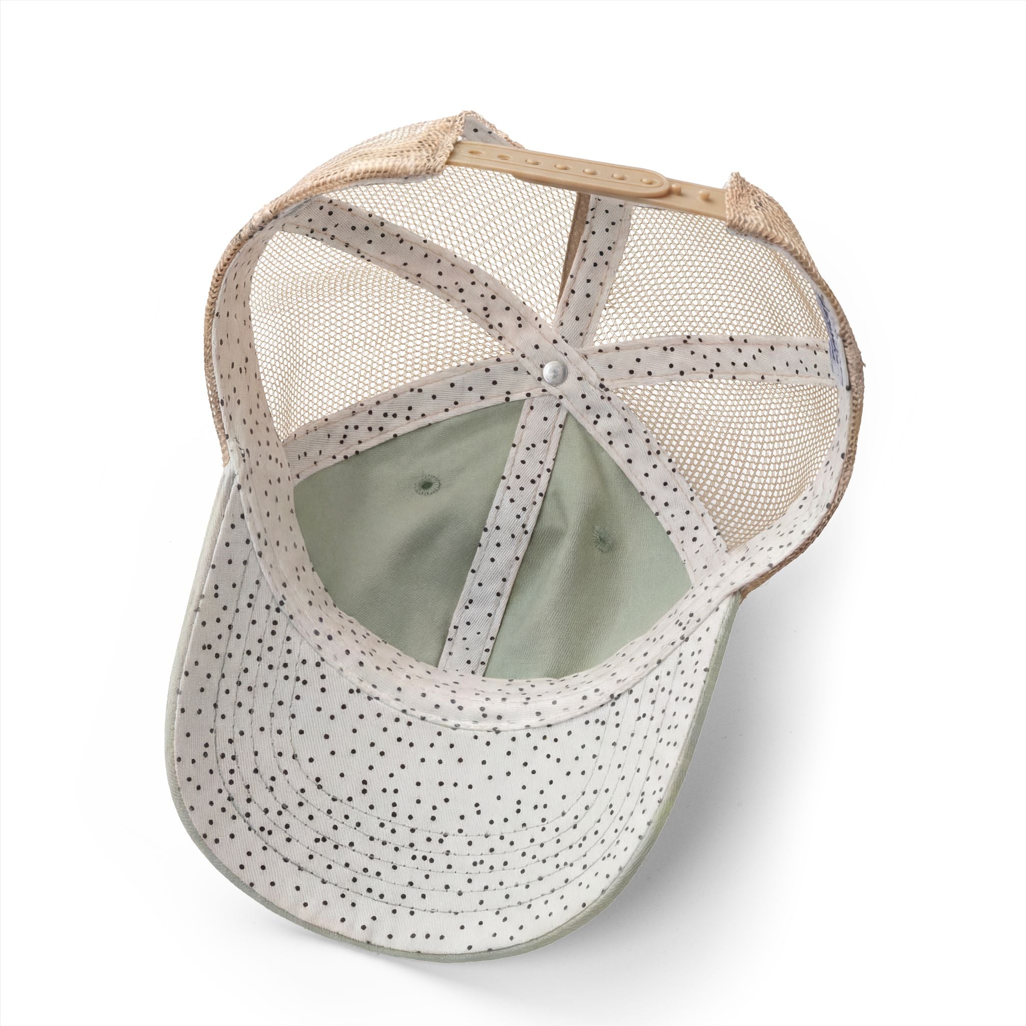 Brazil Women's Washed Mesh-Back Cap