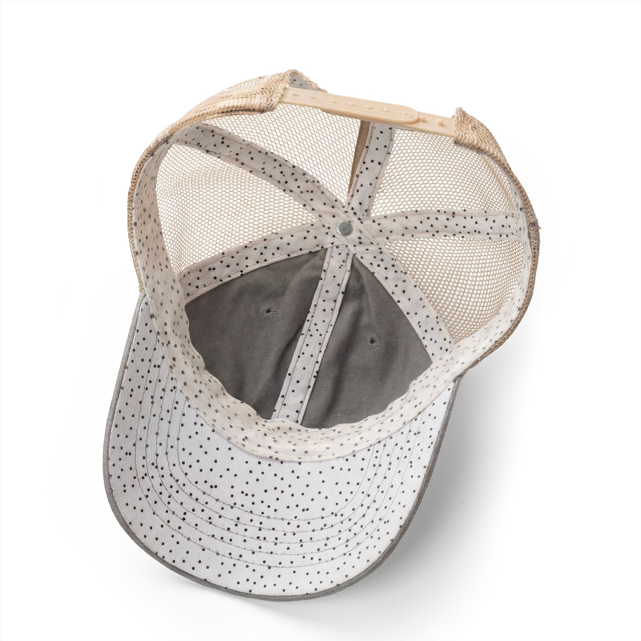 Brazil Women's Washed Mesh-Back Cap